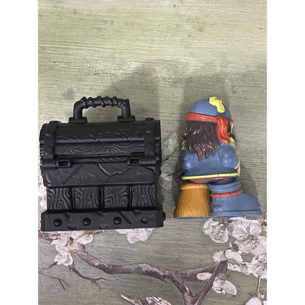 Little Tikes Kingdom Builders Wreckin Roller Captain Cannonball Treasure Chest - Picture 4 of 7